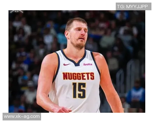 雷迪克称赞艾顿稳定性认为其手感仅次于约基奇