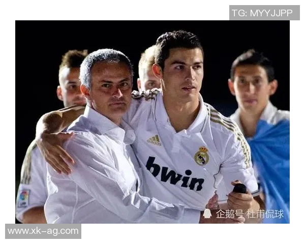 穆里尼奥与C罗如父子般亲密却曾因教诲几乎让其泪崩的故事